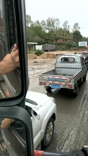 小车的视频,捕捉日常出行瞬间