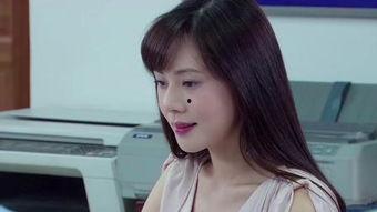 男女亲胸视频,情感交流还是道德边界?