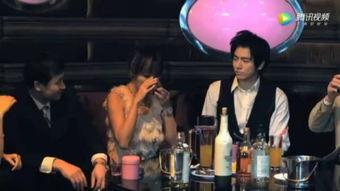 男女亲胸视频,情感交流还是道德边界?